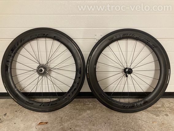 Roues artisanales