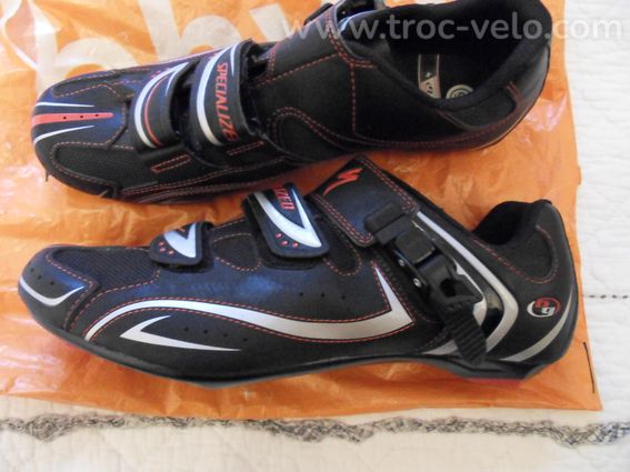 SPECIALIZED CHAUSSURE VELO ROUTE SCRATCH MICROMETRIQUE TAILLE 45 NEUVE - 4
