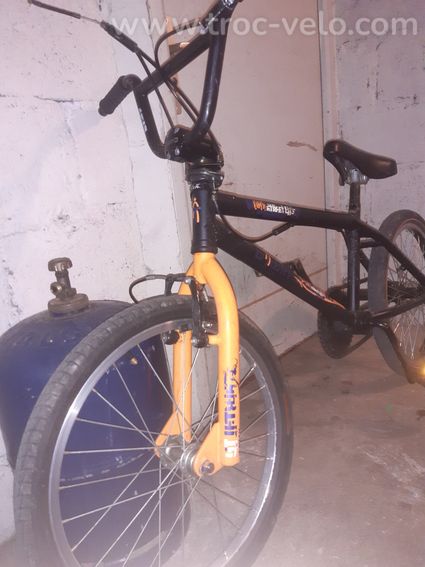 Bmx marque btwin - 2