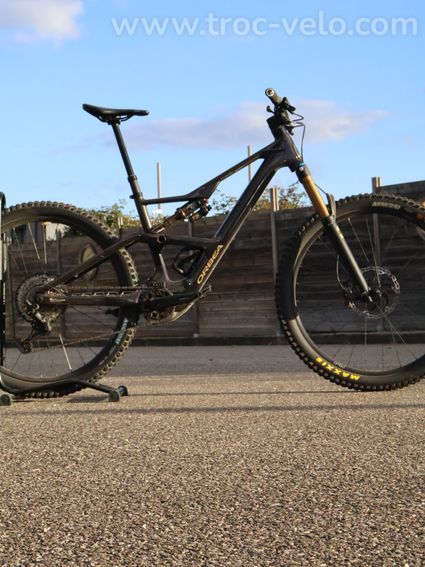 Orbea Rise LT M10 – VTT électrique carbone – Taille L – Cosmic Carbon View – 630 Wh - 2