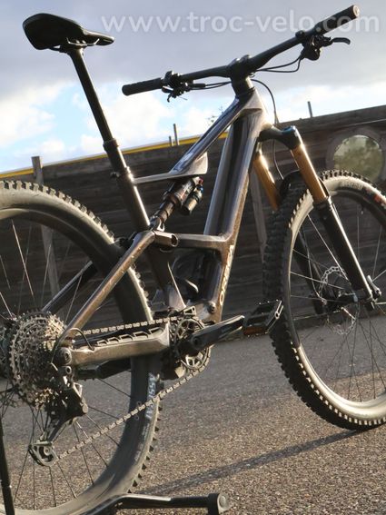 Orbea Rise LT M10 – VTT électrique carbone – Taille L – Cosmic Carbon View – 630 Wh - 3