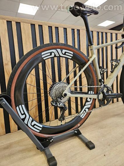 ENVE MOG avec roue ENVE SES 4.5 - 3