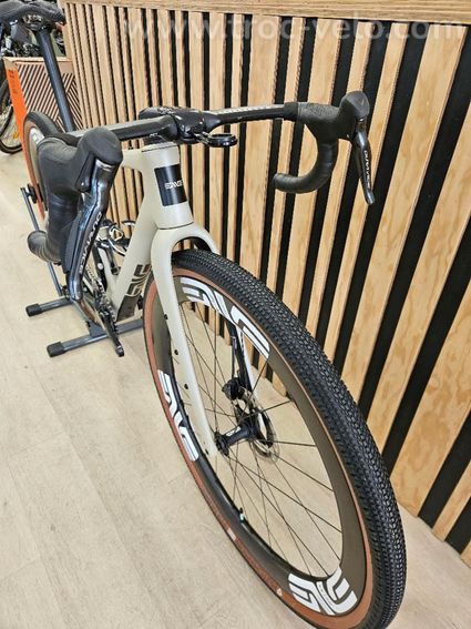 ENVE MOG avec roue ENVE SES 4.5 - 7