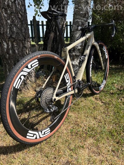 ENVE MOG avec roue ENVE SES 4.5 - 13