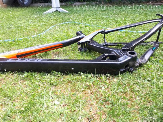 CADRE VTT ENDURO CUBE STEREO 27.5 - 8