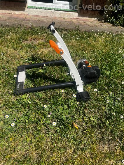 Home-Trainer TACX Flow - Avec câble d'alimentation - 3