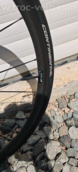 Giant TCR Advanced ETAT NEUF + roues DT SWISS PR1400 DICUT OXIC - 5