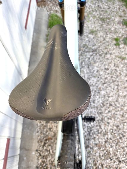 Lapierre Spicy CF 8.9 (2025) - Taille L - Mullet 27,5/29 - État NEUF - 8