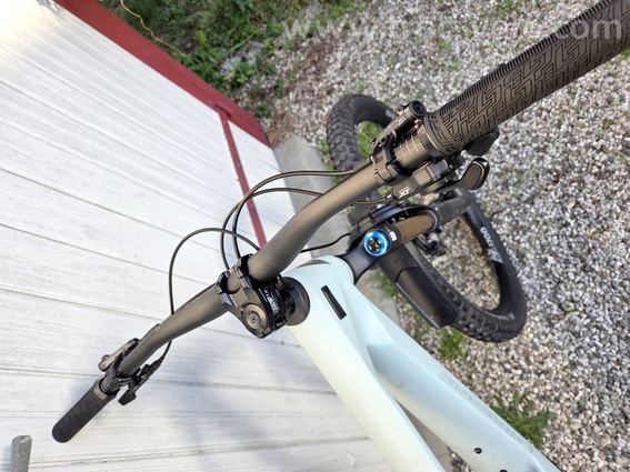 Lapierre Spicy CF 8.9 (2025) - Taille L - Mullet 27,5/29 - État NEUF - 9