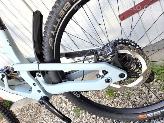 Lapierre Spicy CF 8.9 (2025) - Taille L - Mullet 27,5/29 - État NEUF - 14