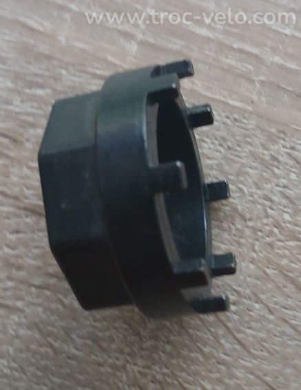 Clé pour boîtier pédalier (8 cannelures) Shimano XTR - BBT-18   - 2