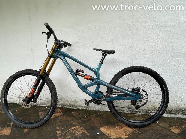 Commencal Furious  - 4