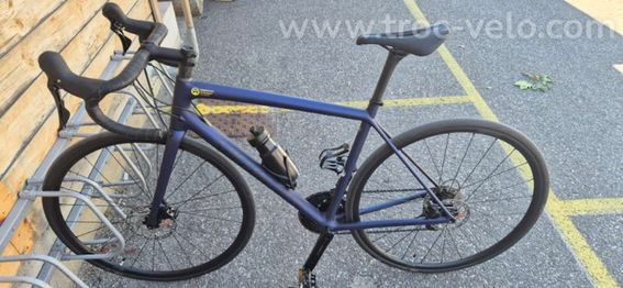 Vélo route specialized aethos sport