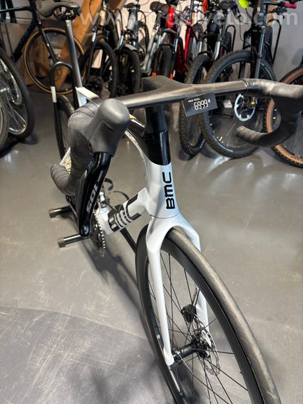 BMC TEAMMACHINE R 01 - 2