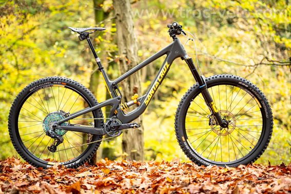 Santa Cruz MegaTower full Ohlins