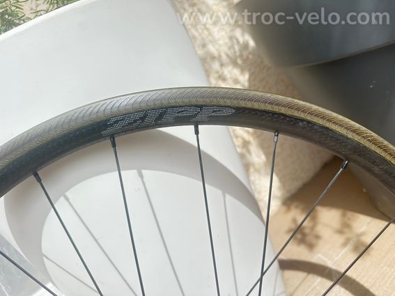 Roue arrière Zipp 202 NSW carbone – frein à patins - 2