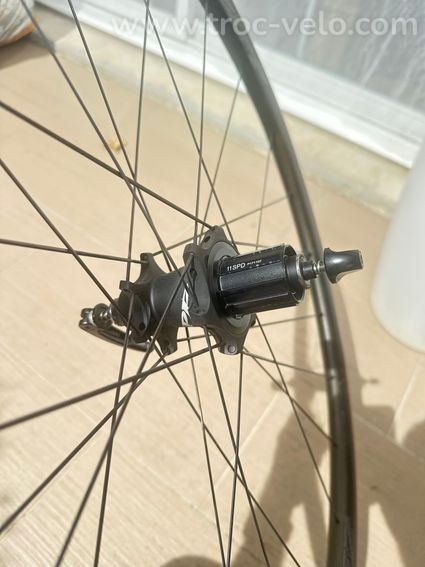 Roue arrière Zipp 202 NSW carbone – frein à patins - 6