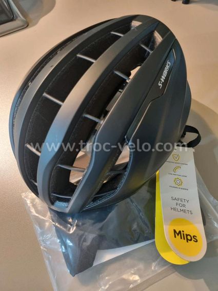 Casque de vélo de route