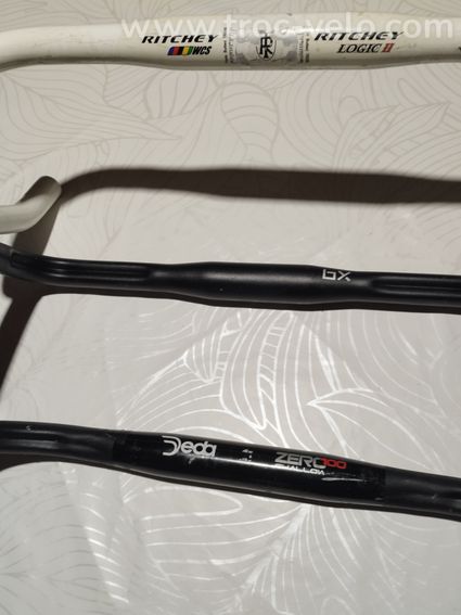 lot de 2 cintres