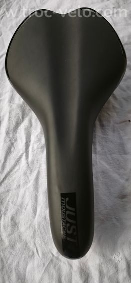 Vend selle de marque Moustache - 3