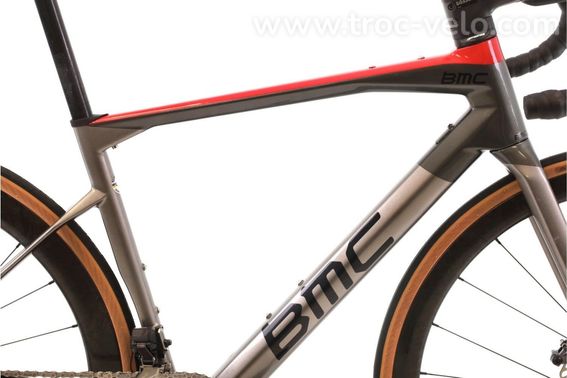 Produit Reconditionne    Bmc Roadmachine 01 Di2 12v    Gris   Velo De Route   Tres Bon Etat - 2