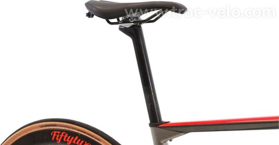 Produit Reconditionne    Bmc Roadmachine 01 Di2 12v    Gris   Velo De Route   Tres Bon Etat - 8