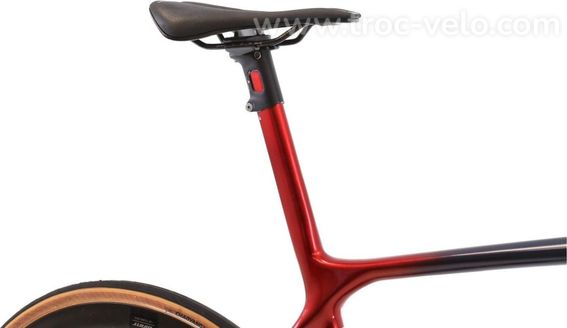 Produit Reconditionne    Giant Tcr Advanced 1 Di2 11v    Bleu   Velo De Route   Tres Bon Etat - 8