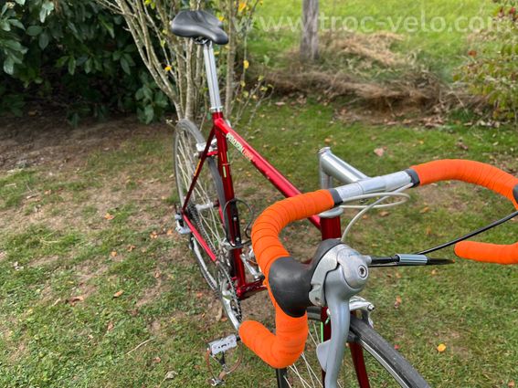 Giant Peloton 7200 - 2