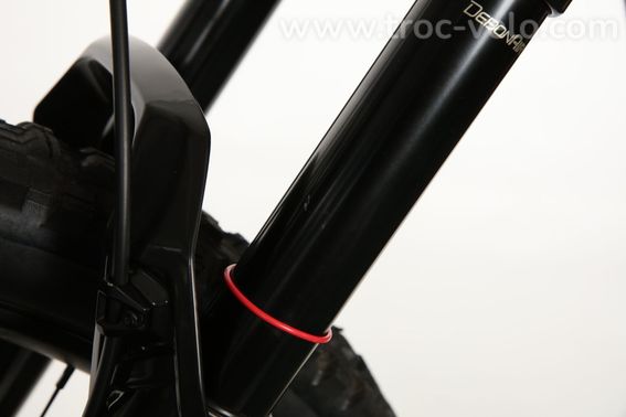 Vtt Tout Suspendu Santa Cruz Hightower 3 R Carbone C Sram Nx Eagle 12v 29 Rouge Mat 2024 T Xl 185 193cm Produit Reconditionne - 4