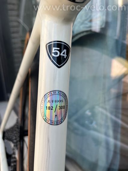 SWORKS AETHOS édition limitée couleur blanc marbré  - 2