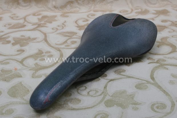 ♦ Selle vélo de course / Selle Italia SLR /Coque Carbone / Rails Carbone / 137x272mm/ Poids: 140gr ♦ - 8