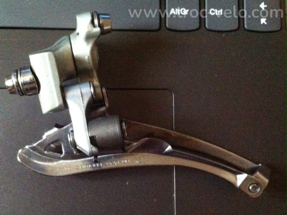 Dérailleur Shimano 105 -1056 avant double a braser 7/8/9 vitesses en Tbé - 2