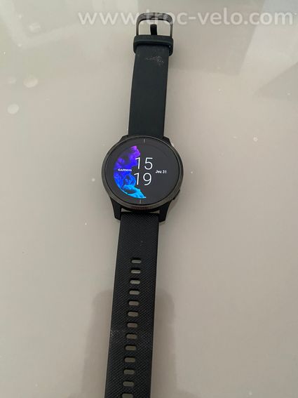 MONTRE CONNECTEE GPS MULTI SPORTS GARMIN VENU - 2