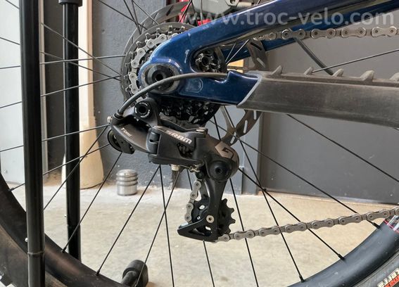 Santa Cruz V10 - 3