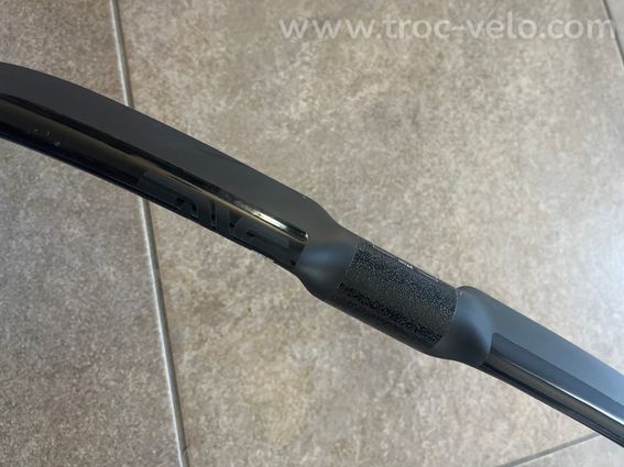 Cintre envee ses neuf  - 2