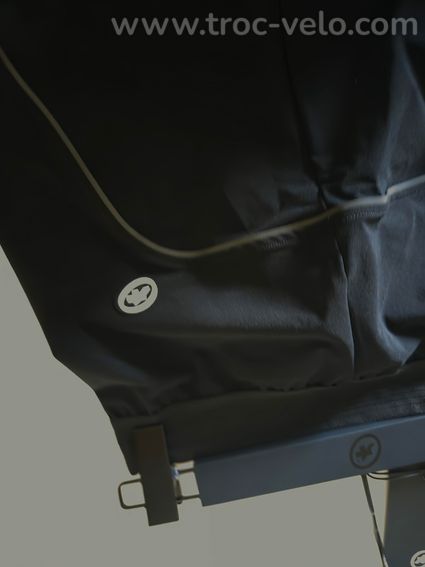 Short ASSOS Trail Cargo T3 taille S  - 4