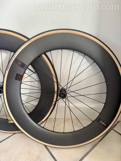 Roues Réserve 77/88 neuves - 2
