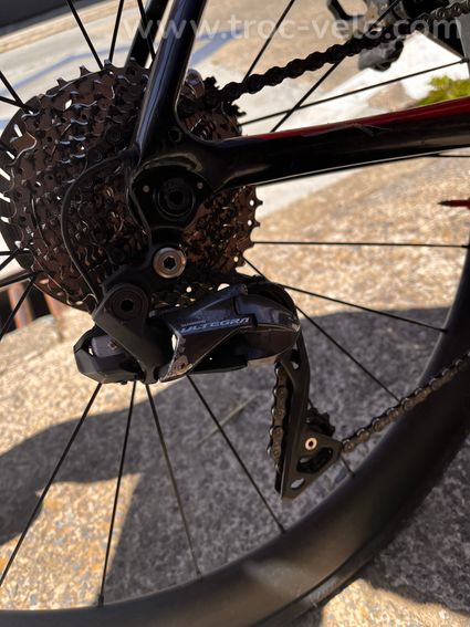 GIANT DEFY ADVANCED 1 HRD ML CARBON / PURE RED – ULTEGRA Di2 + ROUES CARBONE - 4