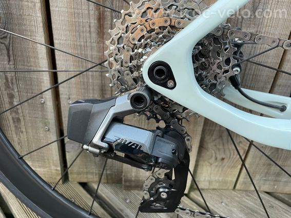 Cube AGREE C:62 Pro de 2024 Sram Rival AXS 2x12v - 7