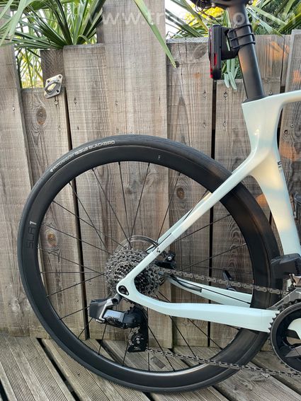Cube AGREE C:62 Pro de 2024 Sram Rival AXS 2x12v - 10