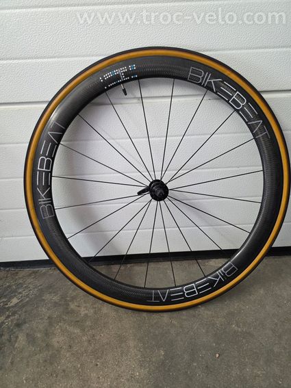 Roues avant Bikebeat Uberfliegen 46 mm carbon