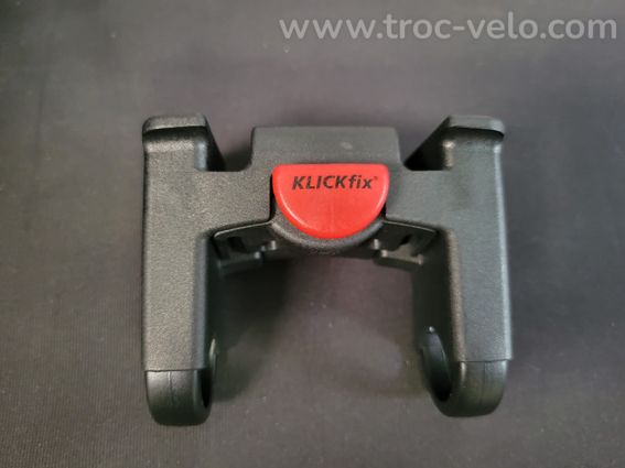 Adaptateur universel de cintre KLICKfix