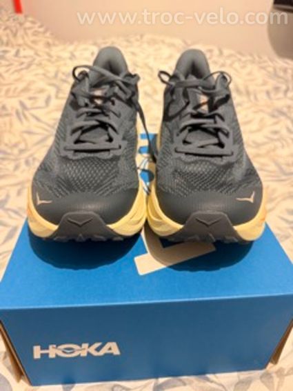 Hoka Challenger 8 - 8