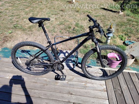 VTT Specialized Semi-Rigide Noir Mat (Freins à disque, Shimano)