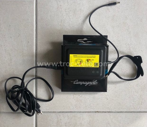 Chargeur batterie CAMPAGNOLO EPS V2-V3-V4 - 1