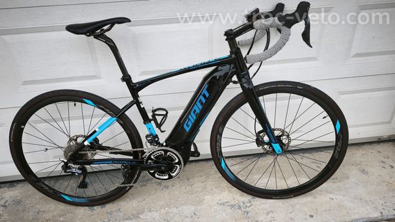 Vélo électrique GIANT Route-Gravel avec DI-2