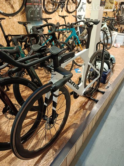 Vélo chrono Adris fusée 105di2 TM - 3