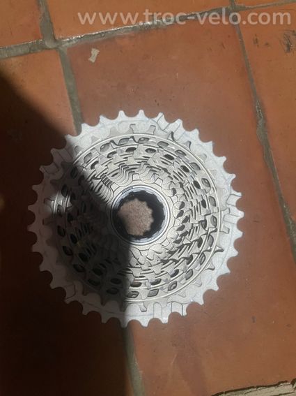 SRAM red 10/33 - 3