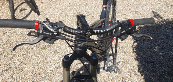 VTT Lapierre tout suspendu - 3