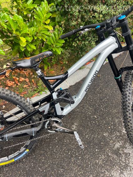 VTT Polygon Colossus DH7 2019 custom taille m - 3